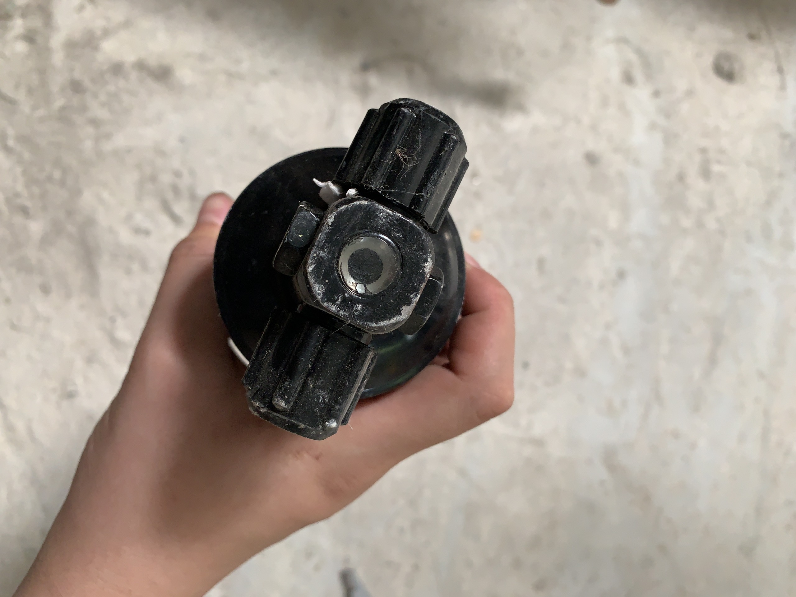 Phin lọc máy xúc dành cho ô tô
