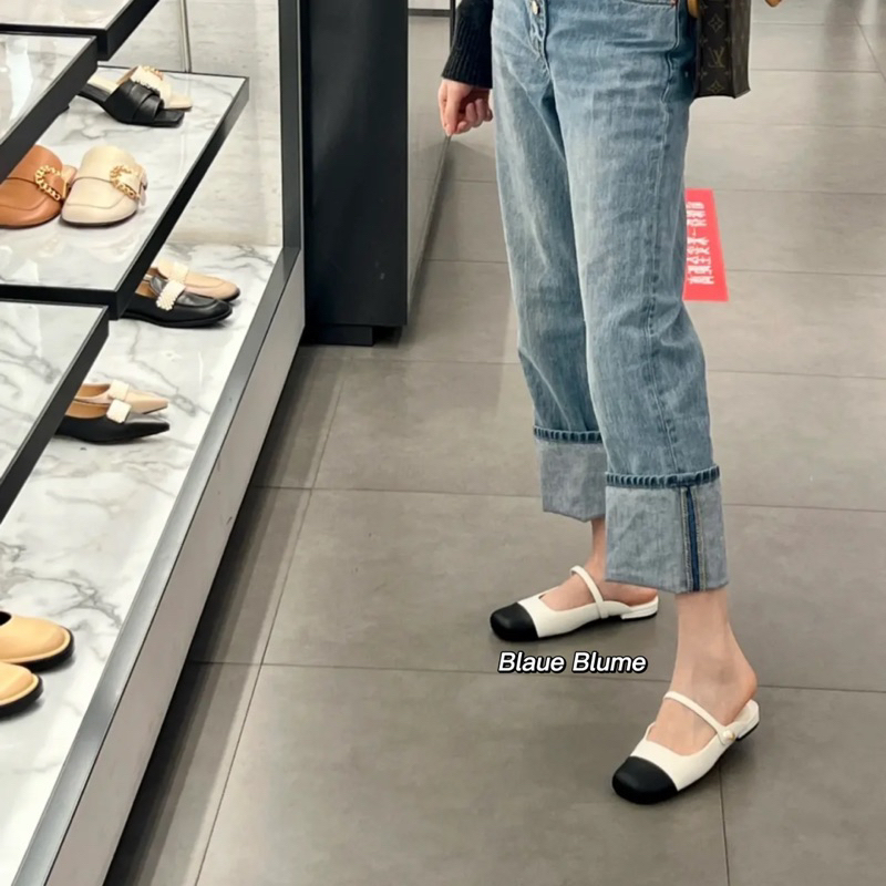 New mule C.N.K 2023 - Sục đính ngọc charm hoa