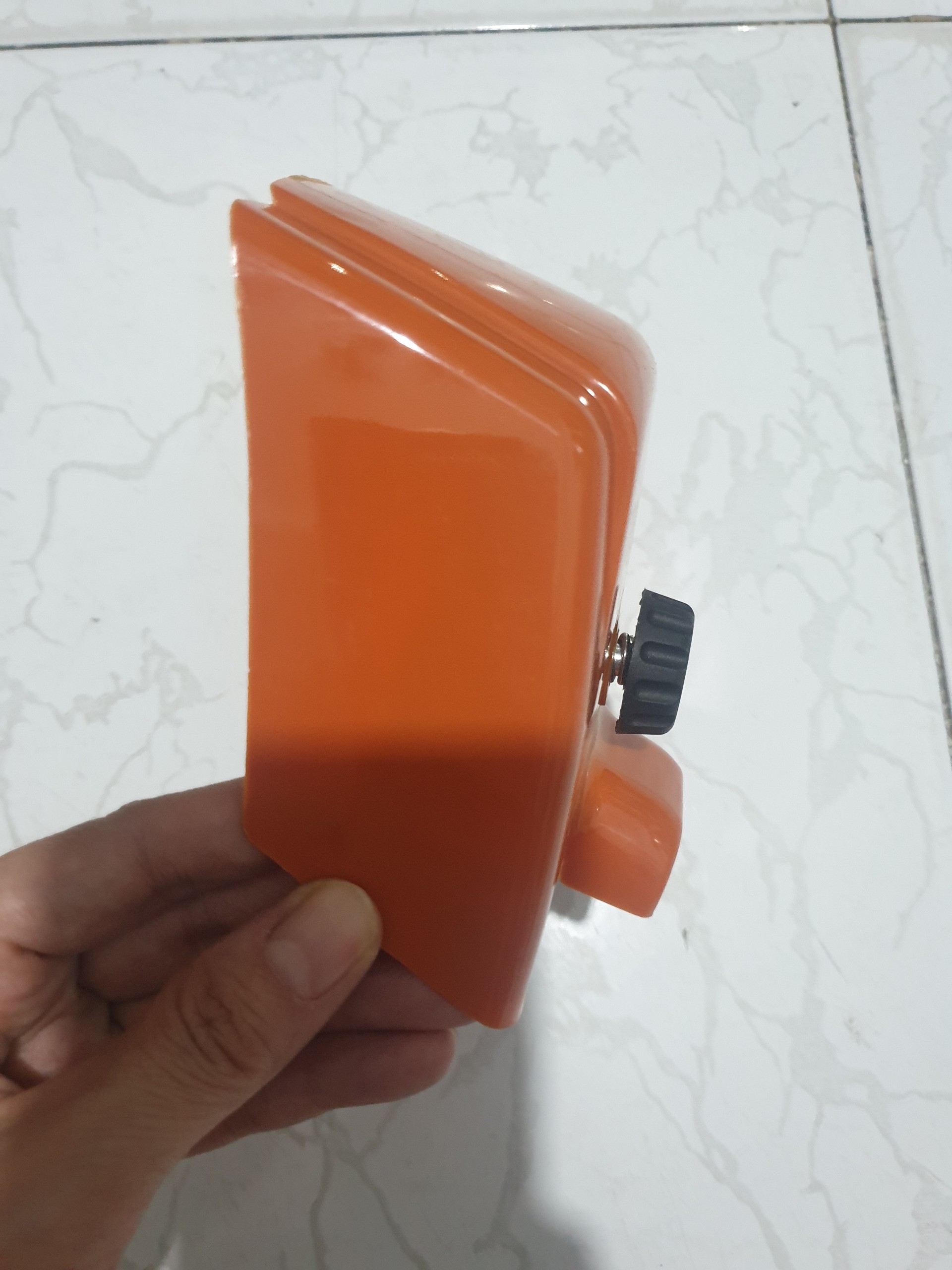 NẮP ĐẬY LỌC GIÓ MÁY CƯA XÍCH 381/382MS