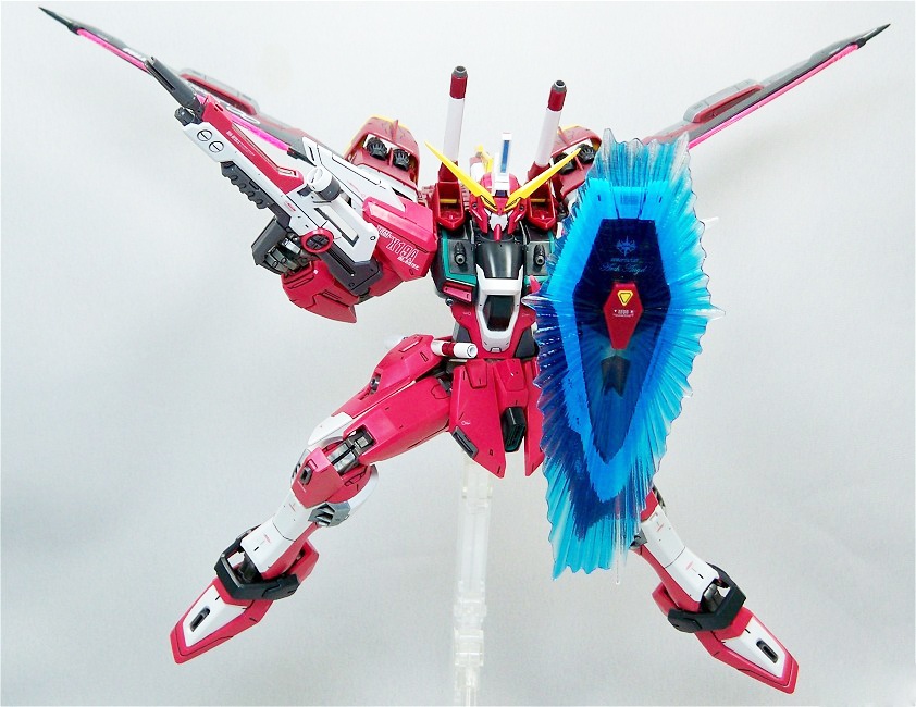 Mô hình Gundam Bandai MG Infinite Justice [GDB]
