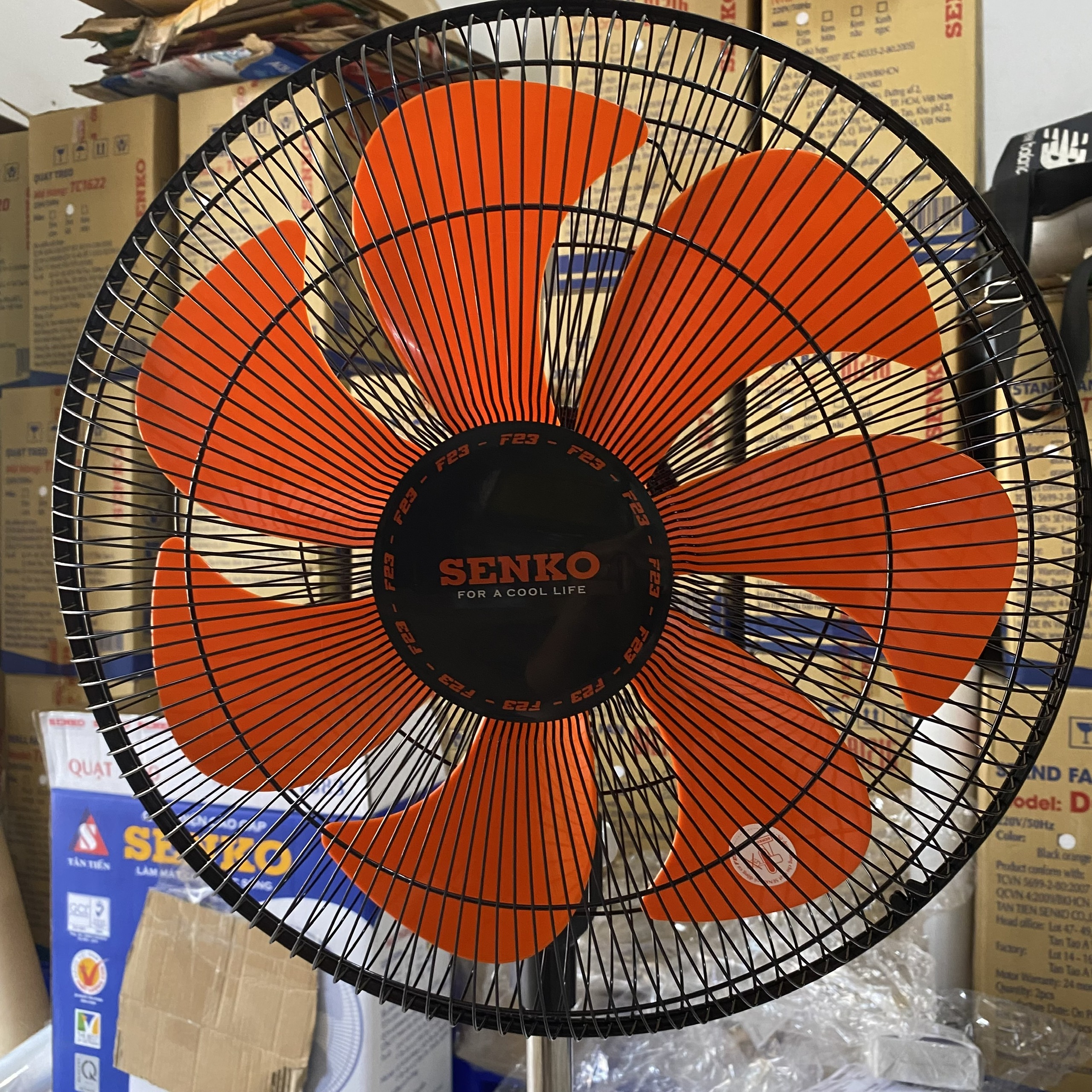 Senko - Quạt lỡ thân sắt LTS1636, 7 cánh