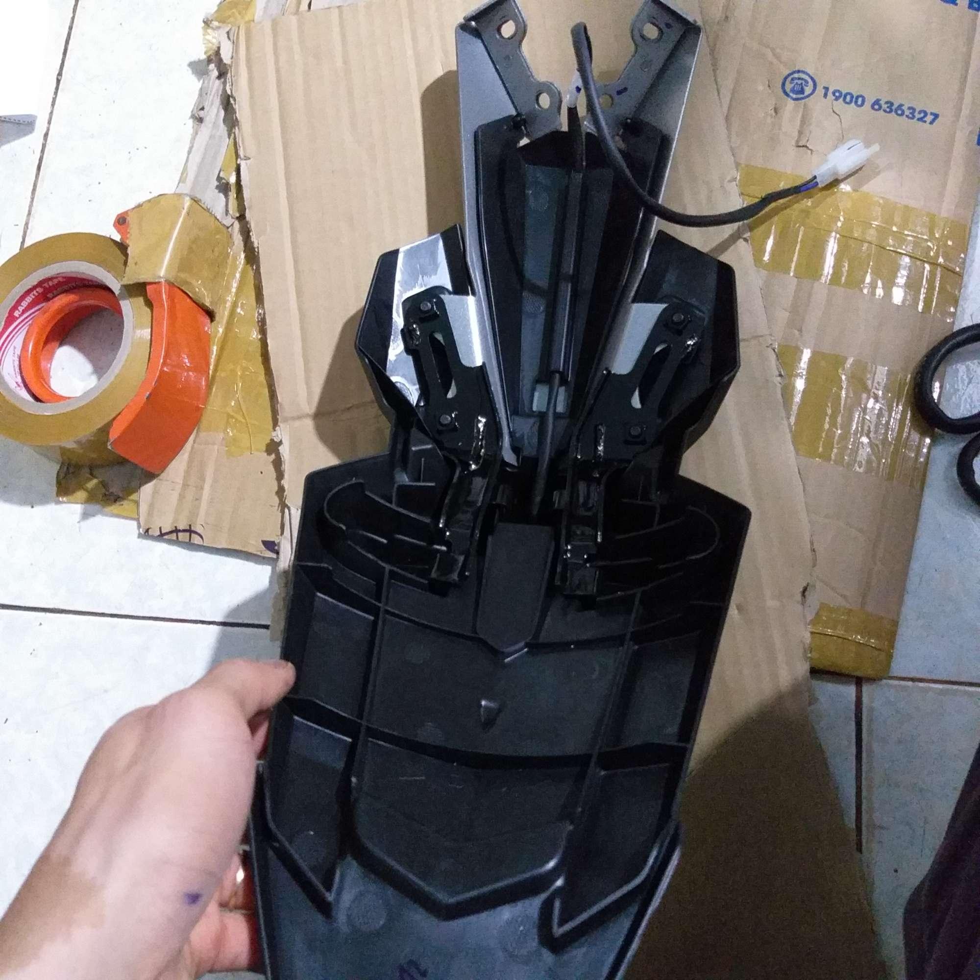 full đuôi exciter 150 zin