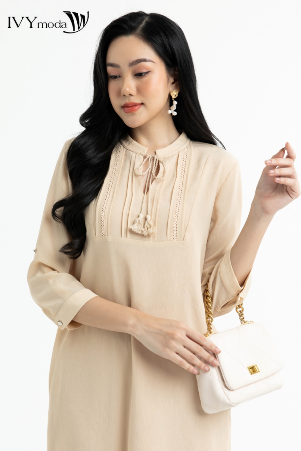 Đầm chiffon 2 lớp cổ tàu xẻ IVY moda MS 48M7476