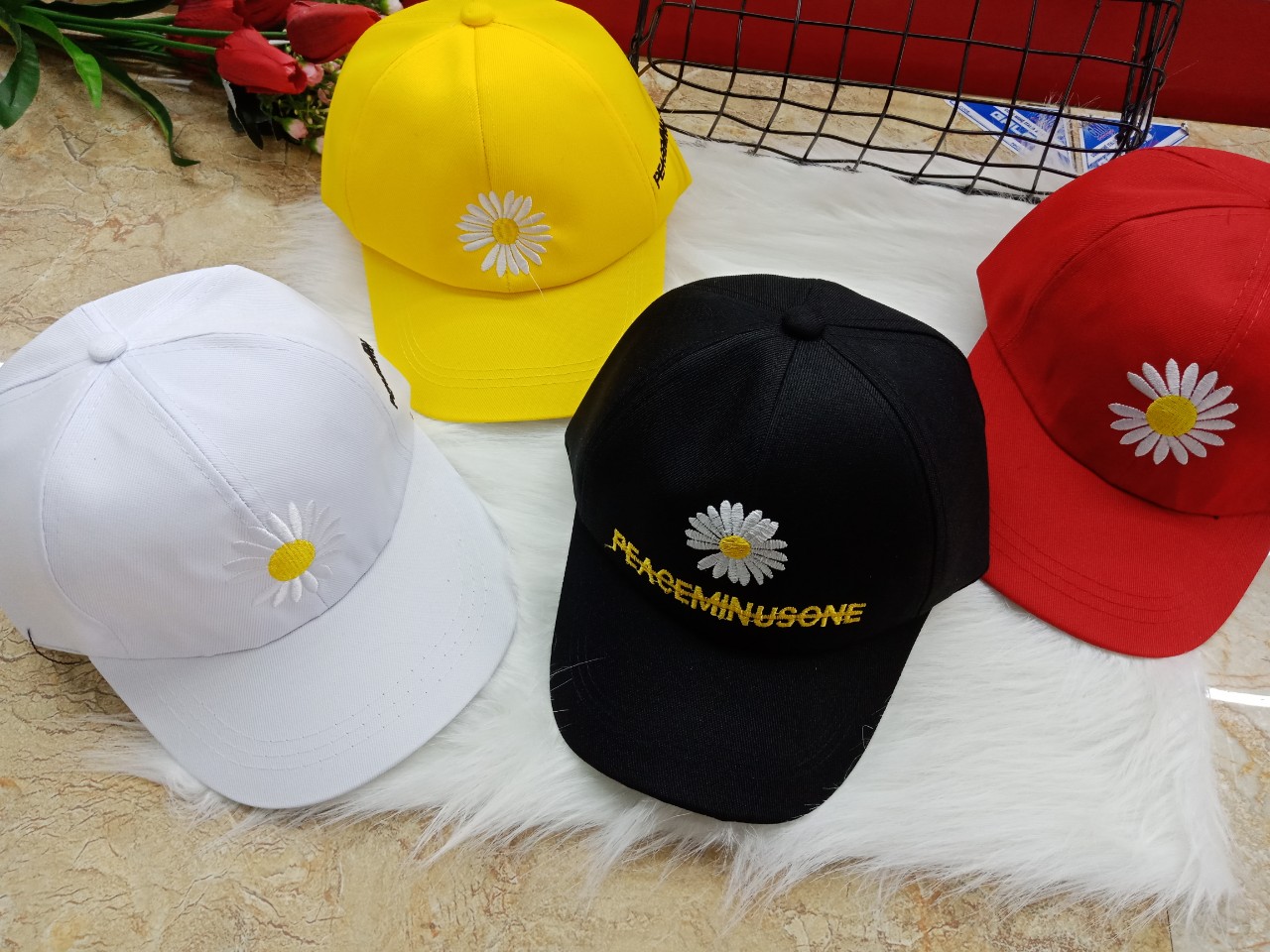 Mũ lưỡi trai hoa cúc