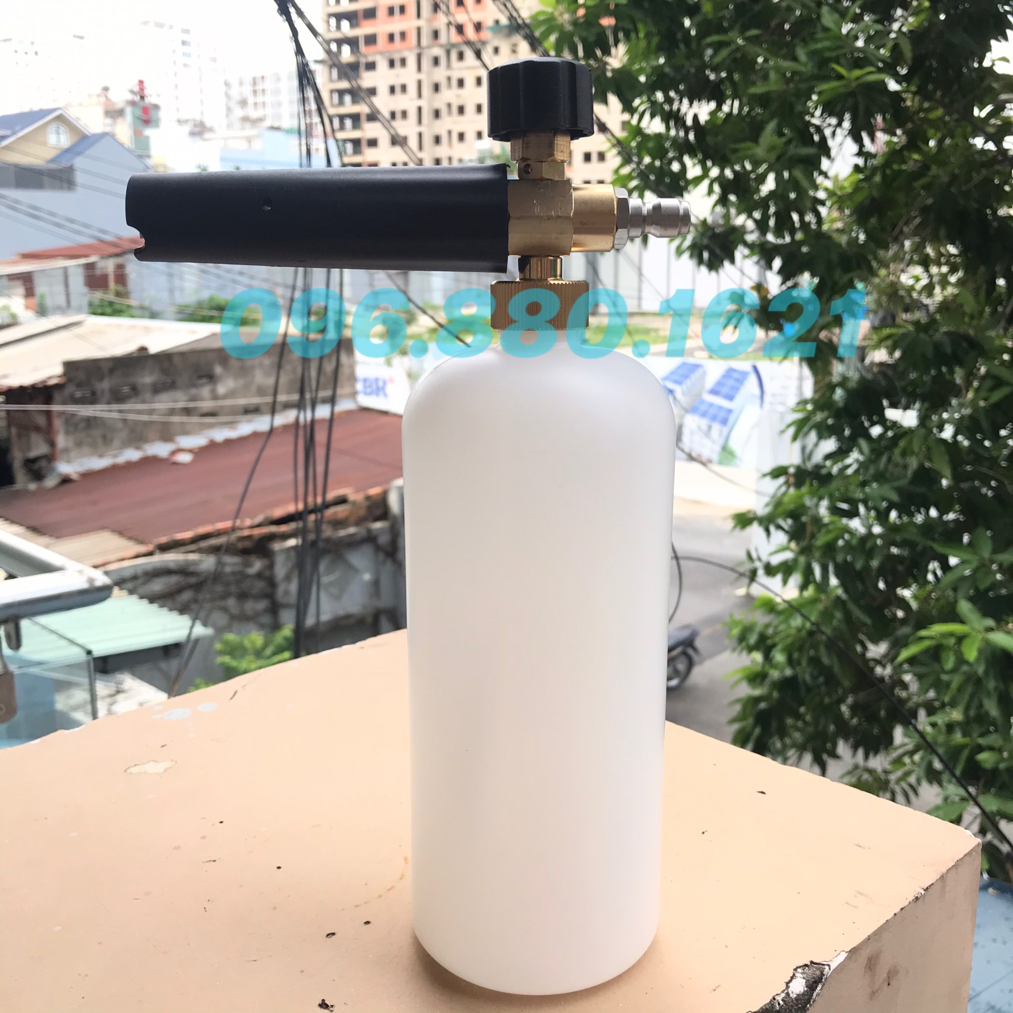 Bình Bọt Tuyết Rửa Xe 1 Lít