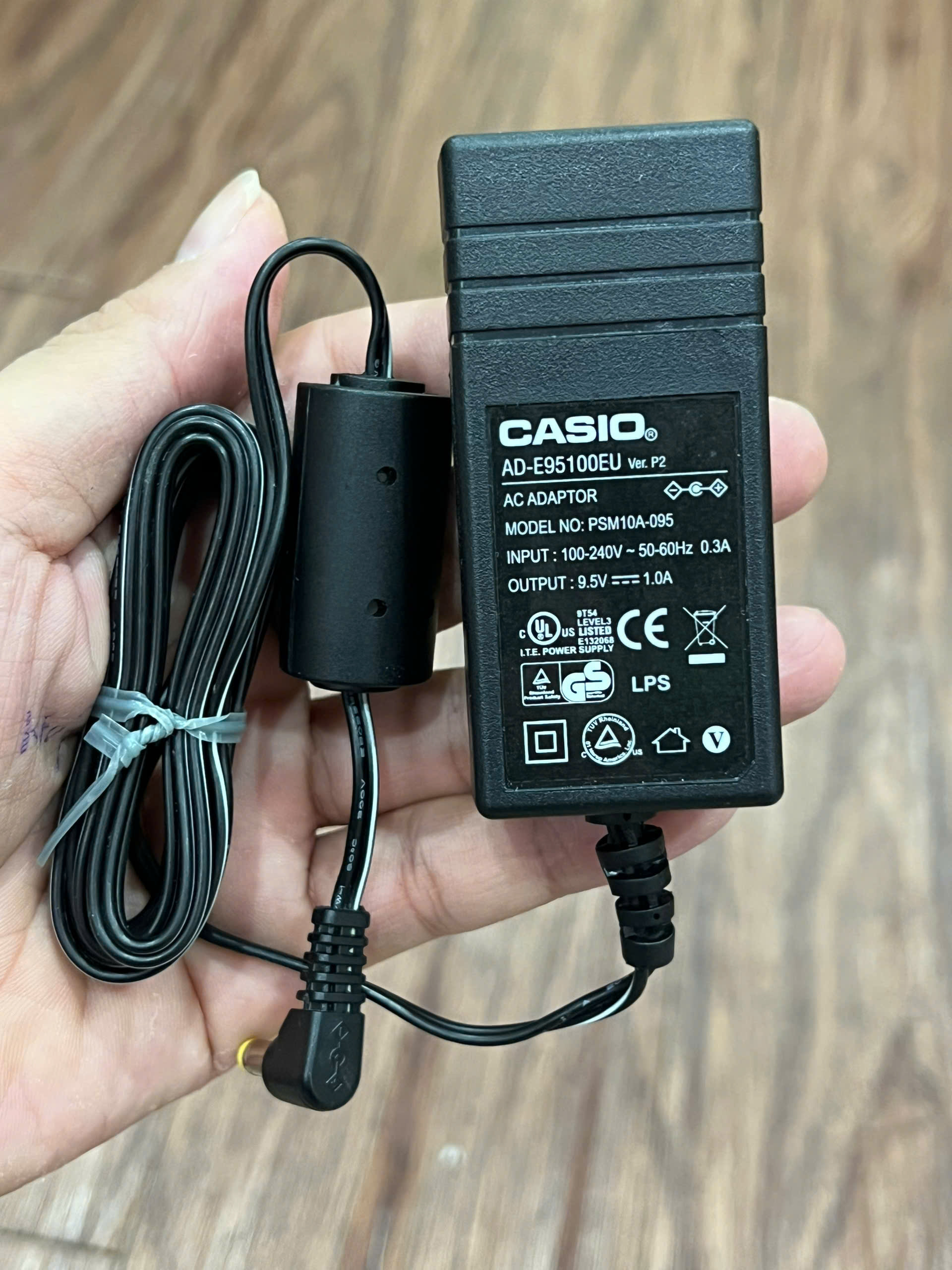 dây nguồn đàn 9.5v cho casio. CTK-240