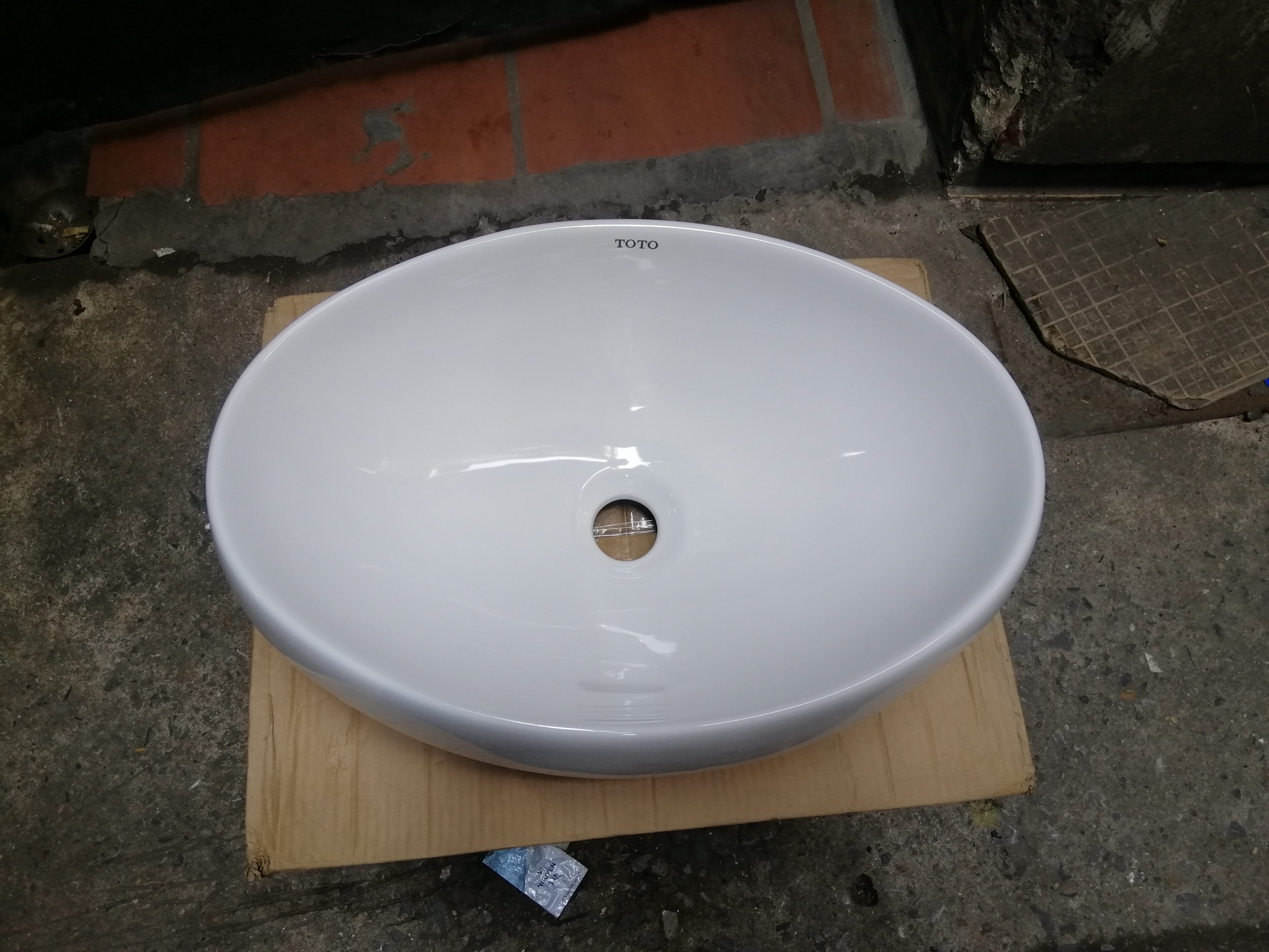 Chậu lavabo đặt bàn 5009