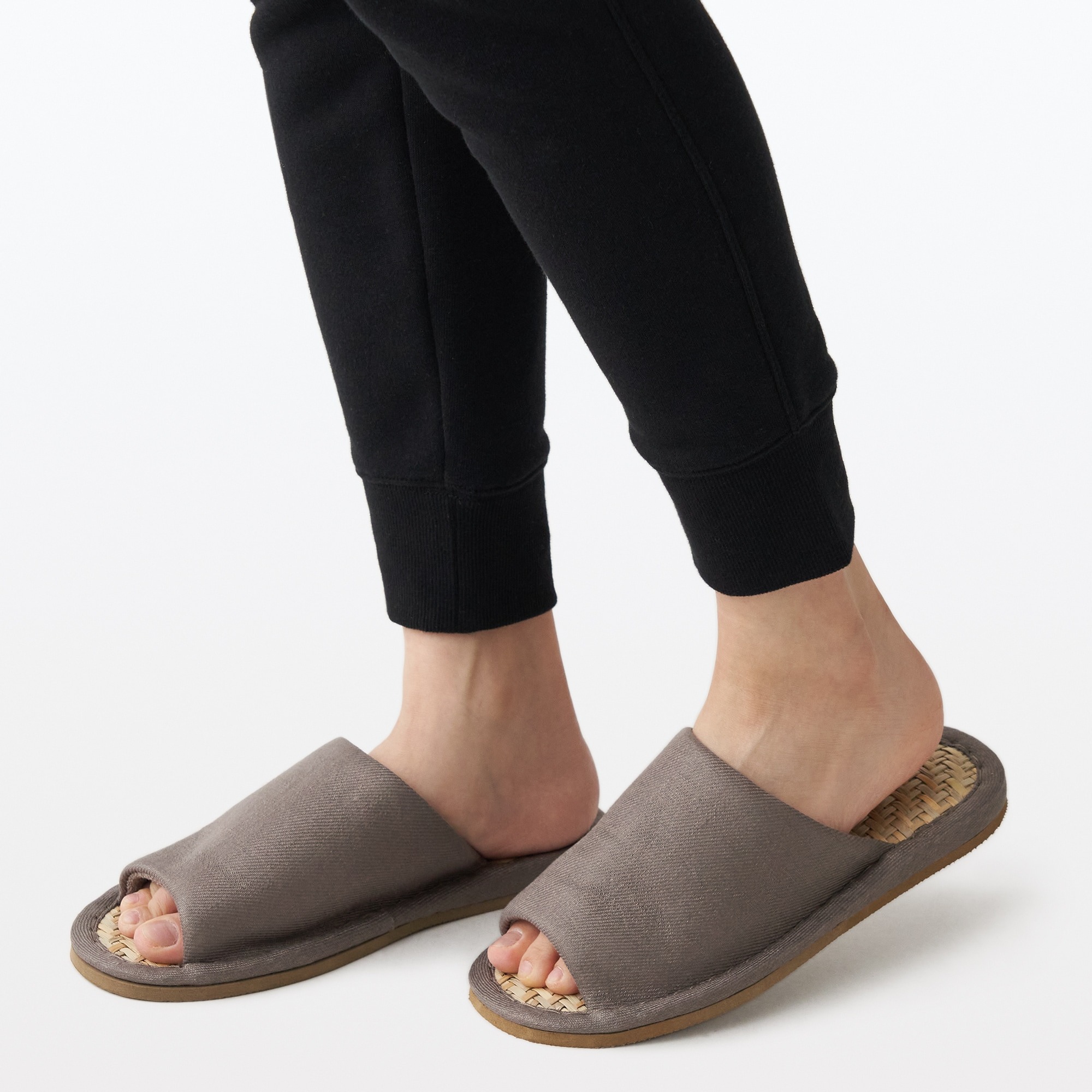 MUJI Dép Hở Mũi Cỏ Malay