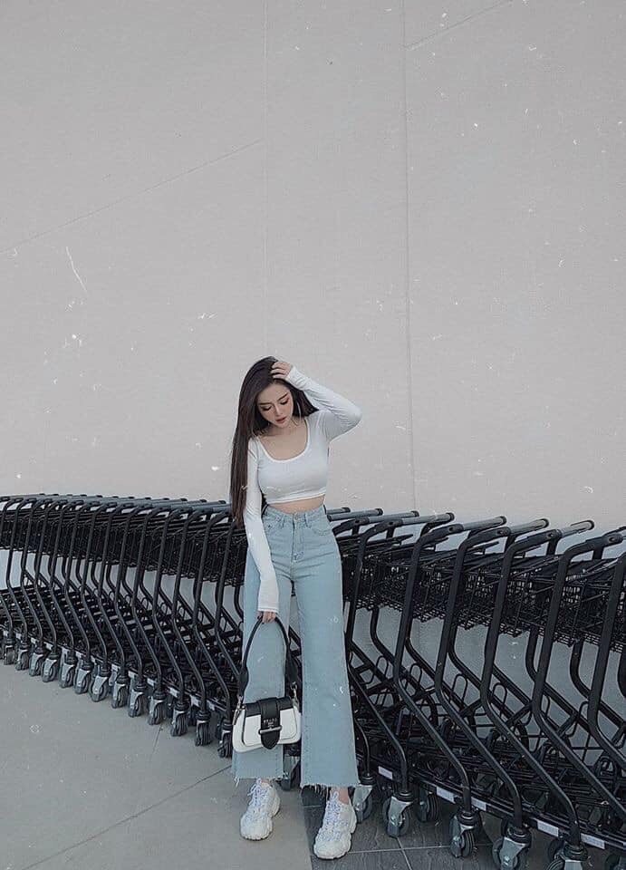 Áo kiểu cổ u trơn dáng croptop siêu xinh