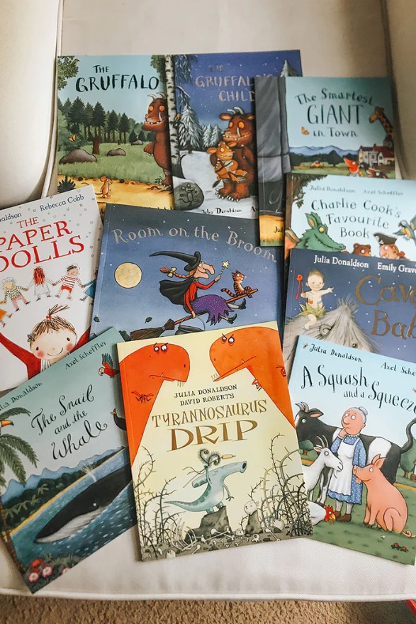Julia donalson picture book collection - 10q + file audio | nhập khẩu