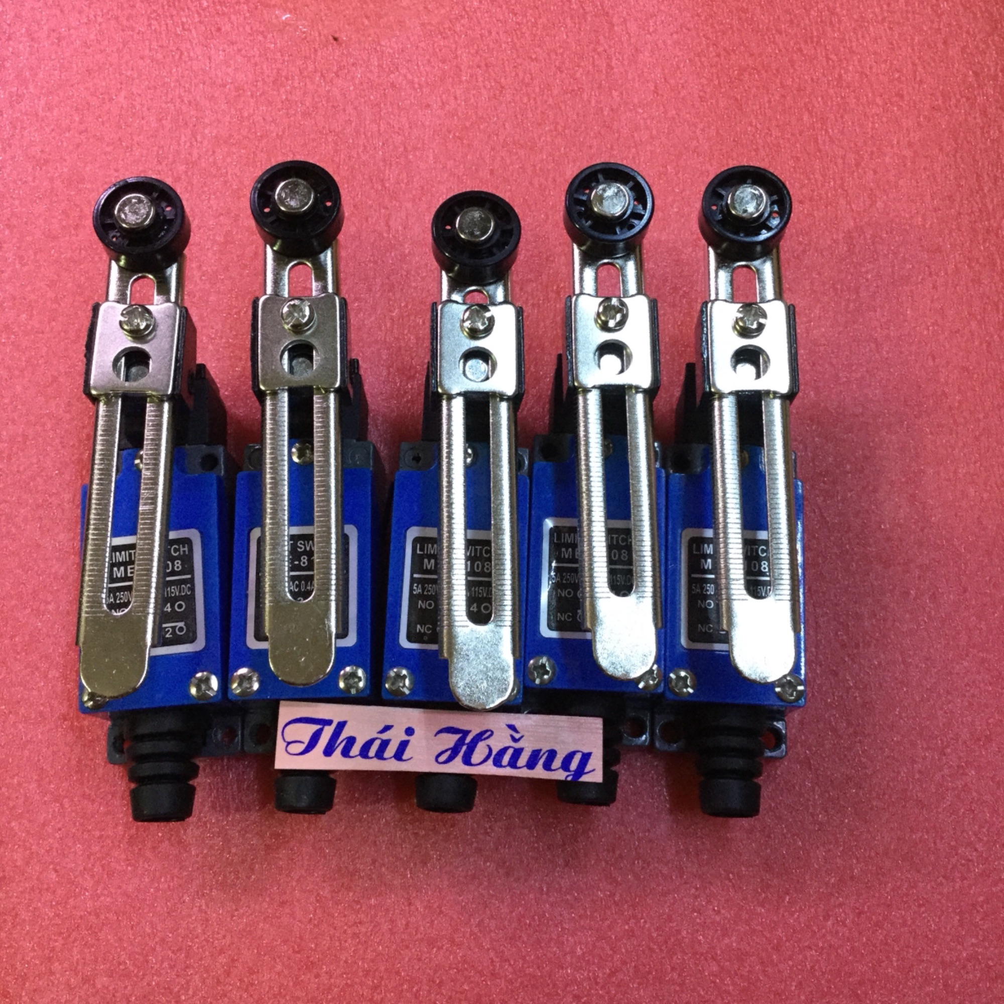 Công tắc hành trình me-8108