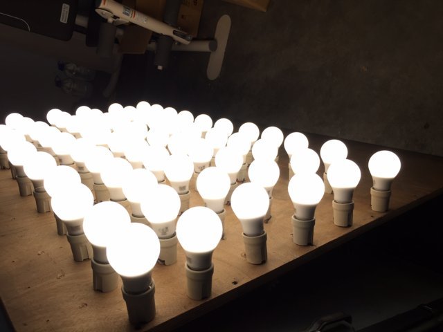 Bóng đèn led tròn công suất 9W đui xoáy E27