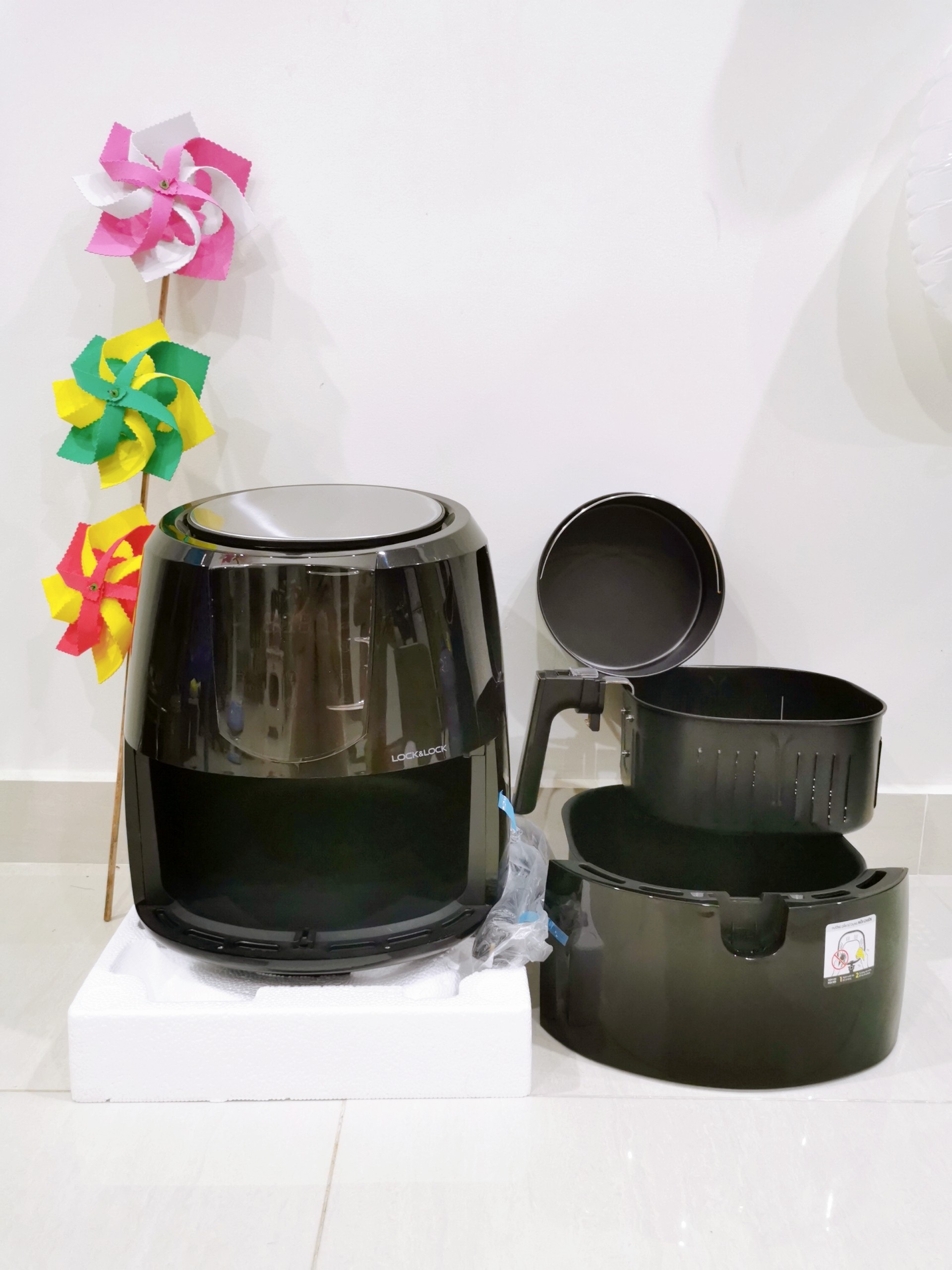 Nồi chiên không dầu điện tử LOCK&LOCK EJF357 (5.2L) 1800W