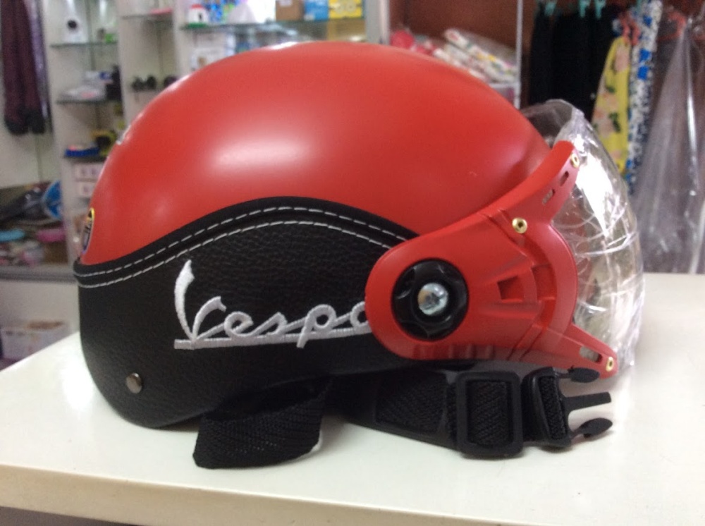 Mũ nón bảo hiểm Vespa xinh xinh