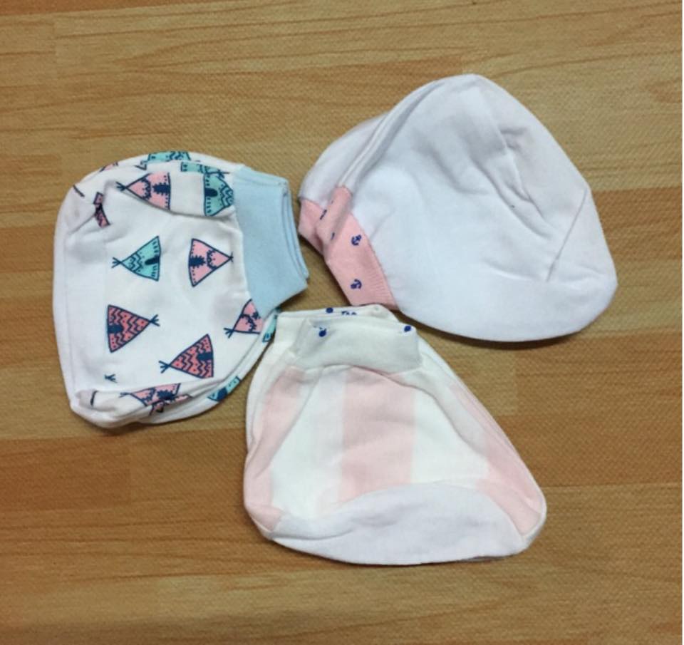Set 3 Đôi Bao Chân Cho Bé Sơ Sinh Hotga (sơ sinh-6 tháng vải cotton bo thun )