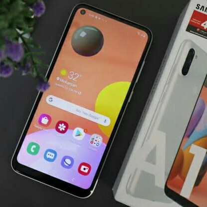 Điên thoại samsung A11 chính hãng