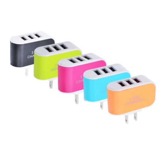 Củ sạc 3 cổng USB 3.1A màu ngẫu nhiên.