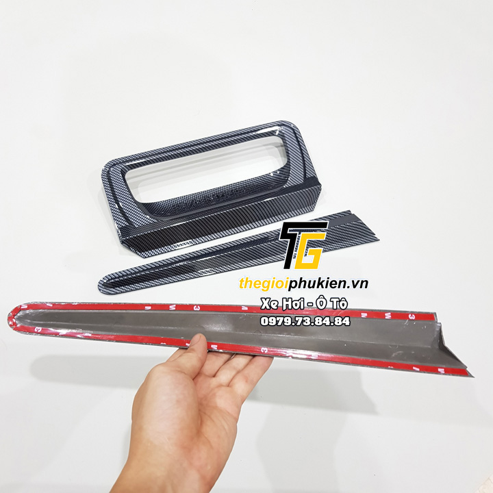 Độ tay mở cốp sau theo xe Ford Ranger