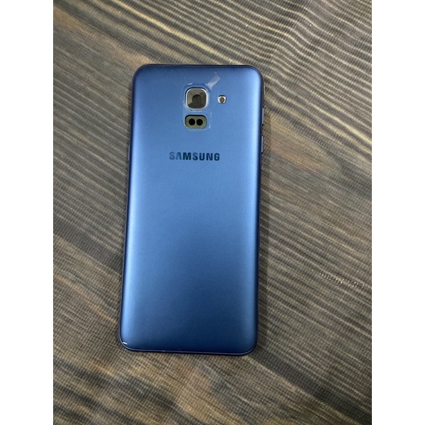 Thay bộ vỏ samsung j600 /j6 2018 zin hãng