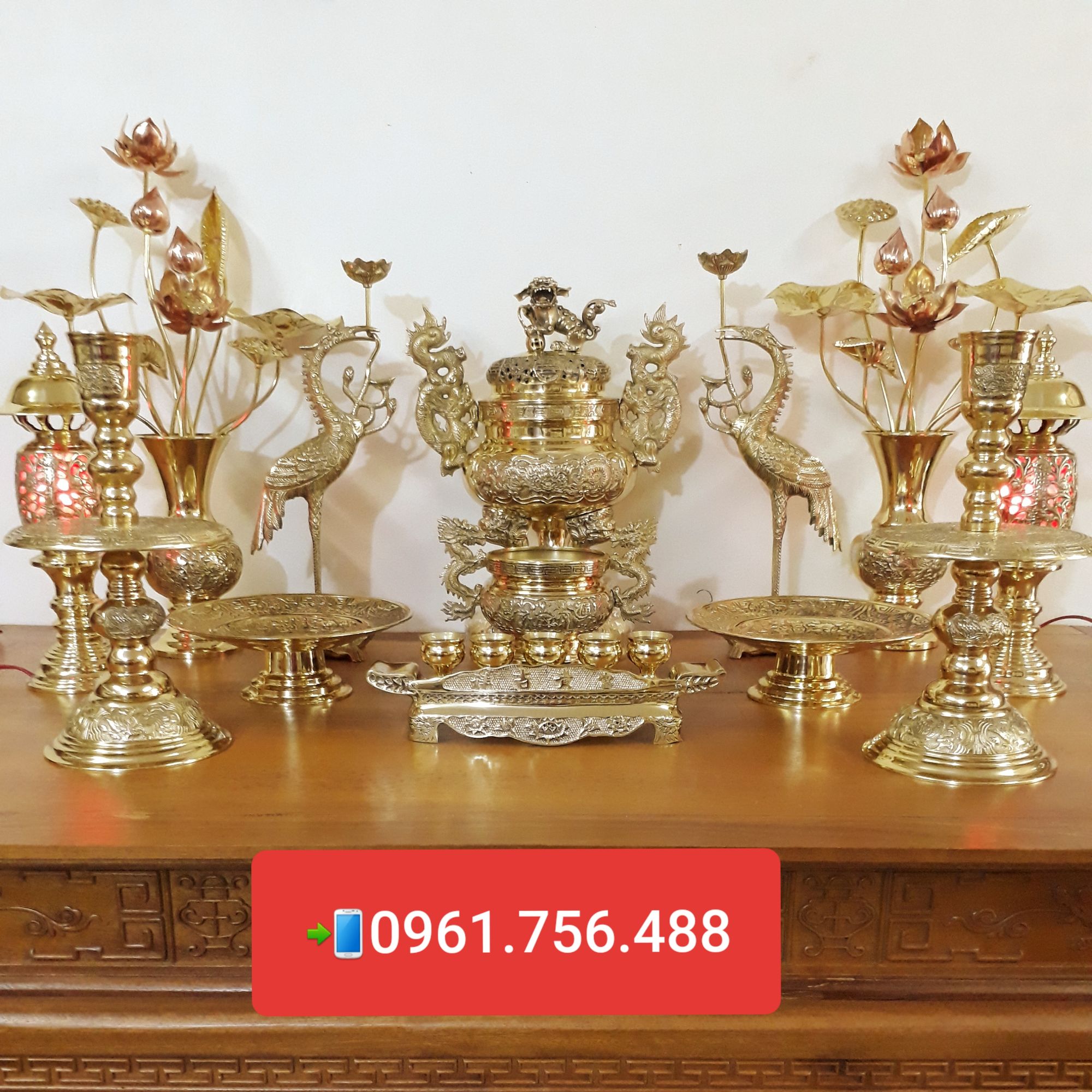 Đôi đèn đồng vàng hoa sen cao cấp 42cm