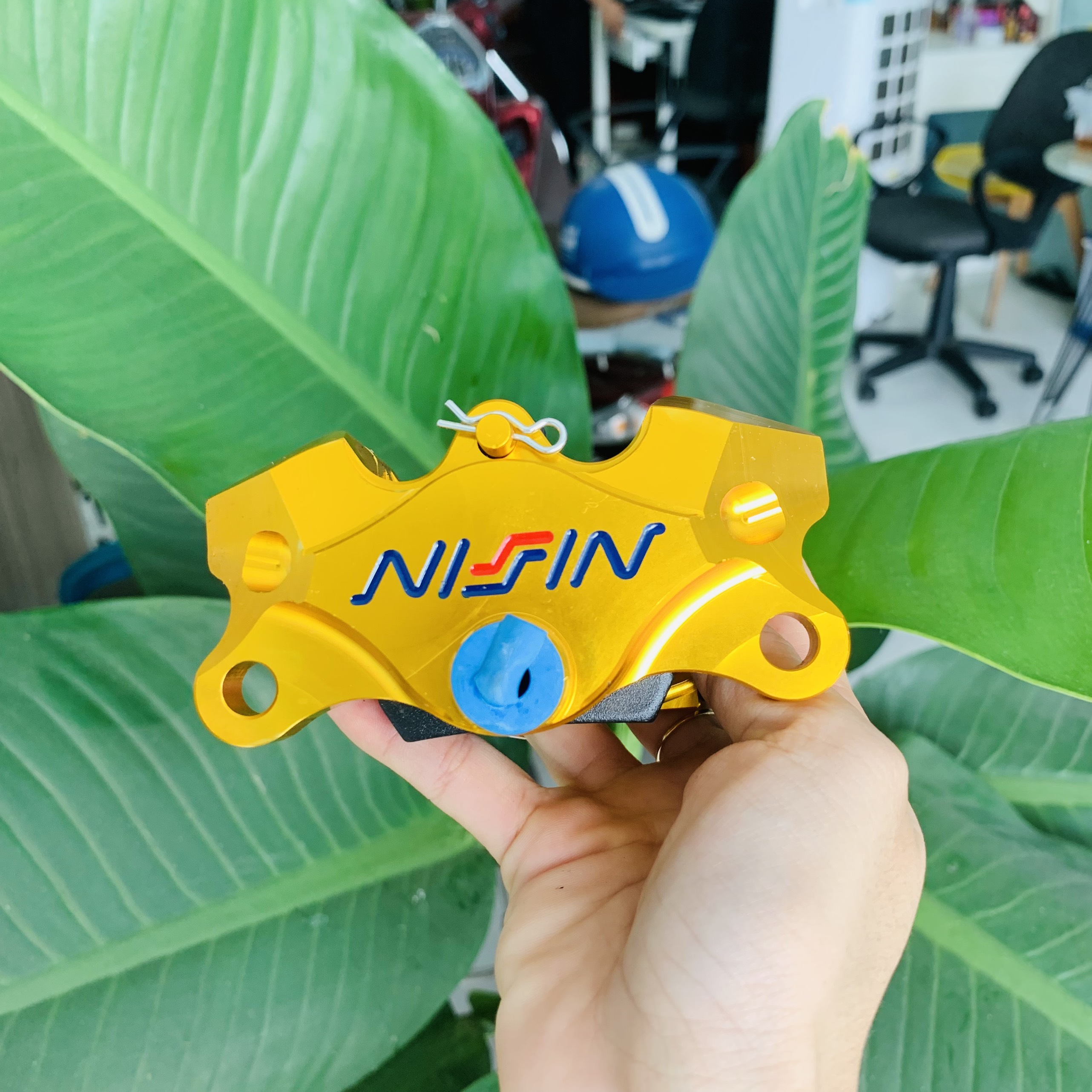 Heo dầu Trước NISSIN 2pic đối xứng, có PÁT TRƯỚC cho tất cả các dòng xe máy thông dụng đi THẮNG ĐĨA ZIN