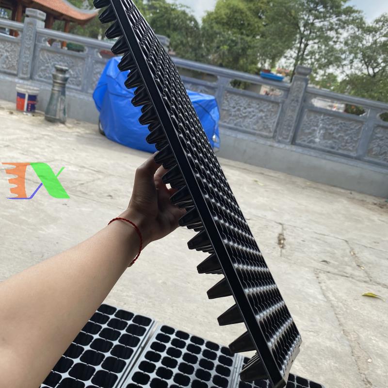 Bộ 5 khay ươm cây, khay ươm hạt, vỉ ươm (128 lỗ)(Đen)