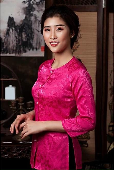Áo bà ba cổ tròn truyền thống ( vãi gấm )
