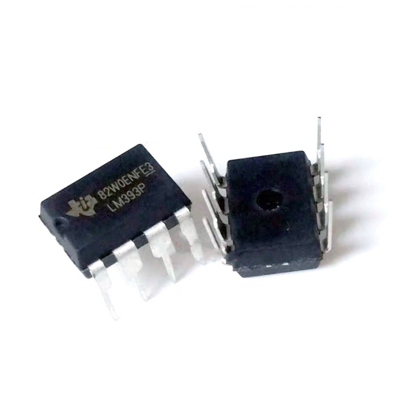 LM393 Dip 8 IC So Sánh Điện Áp 393
