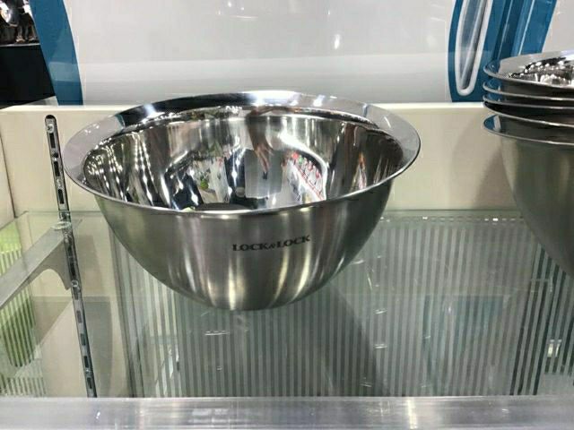 Tô Trộn Mặt Nghiêng Inox Lock&Lock 24cm