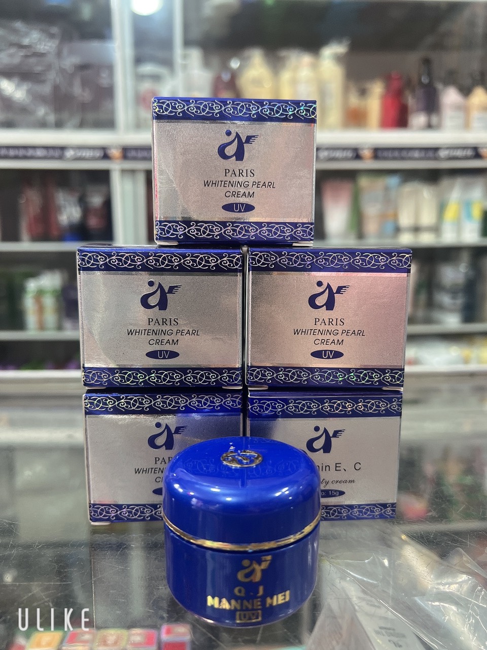 Kem dưỡng trắng da Vitamin E C MANNE MEI 15GR