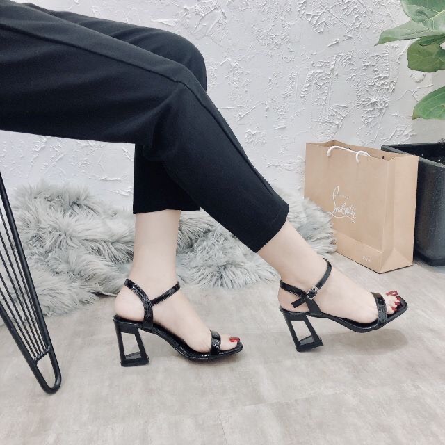 FREE SHIP giày sandal cao gót nữ đế vuông 7cm gót thiết kế kiểu lỗ cực đẹp