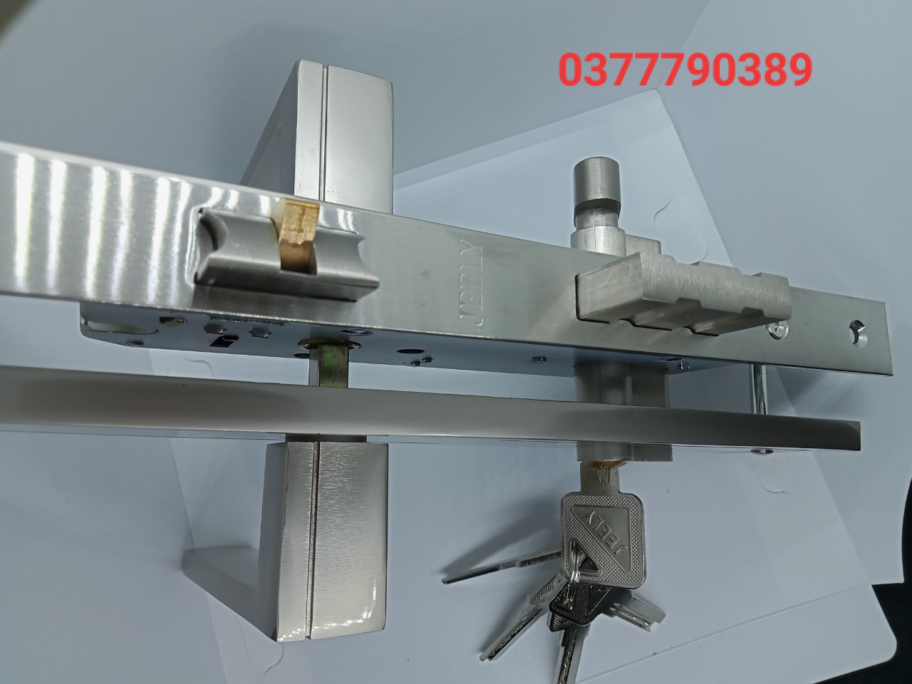 [HCM]khóa cửa tay gạt JEELY