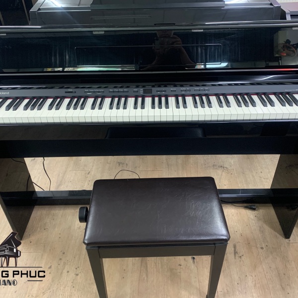 Piano Roland DP990RF