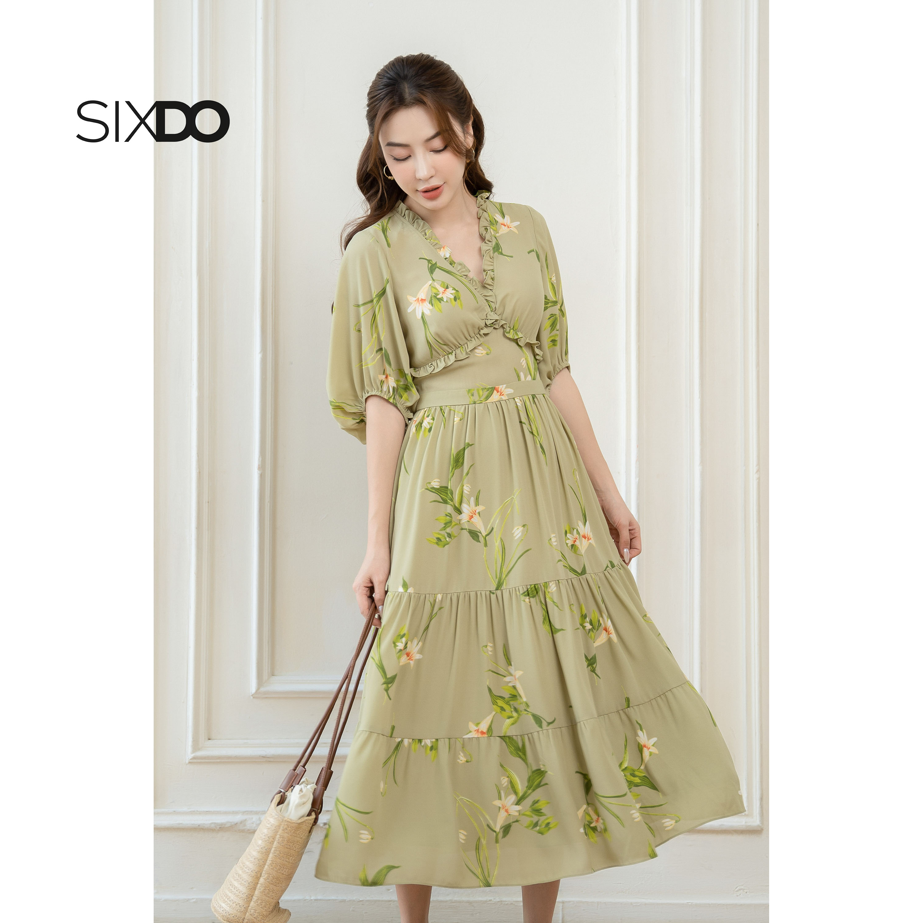 Đầm hoa chiffon cổ V phối bèo SIXDO