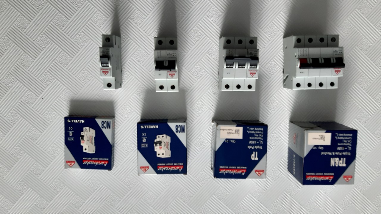[HCM]Cầu dao tự động - 3RICHARDS USA CO & CQ