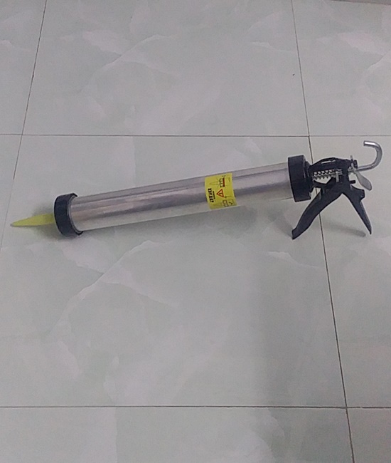 Súng bắn keo PU xúc xích