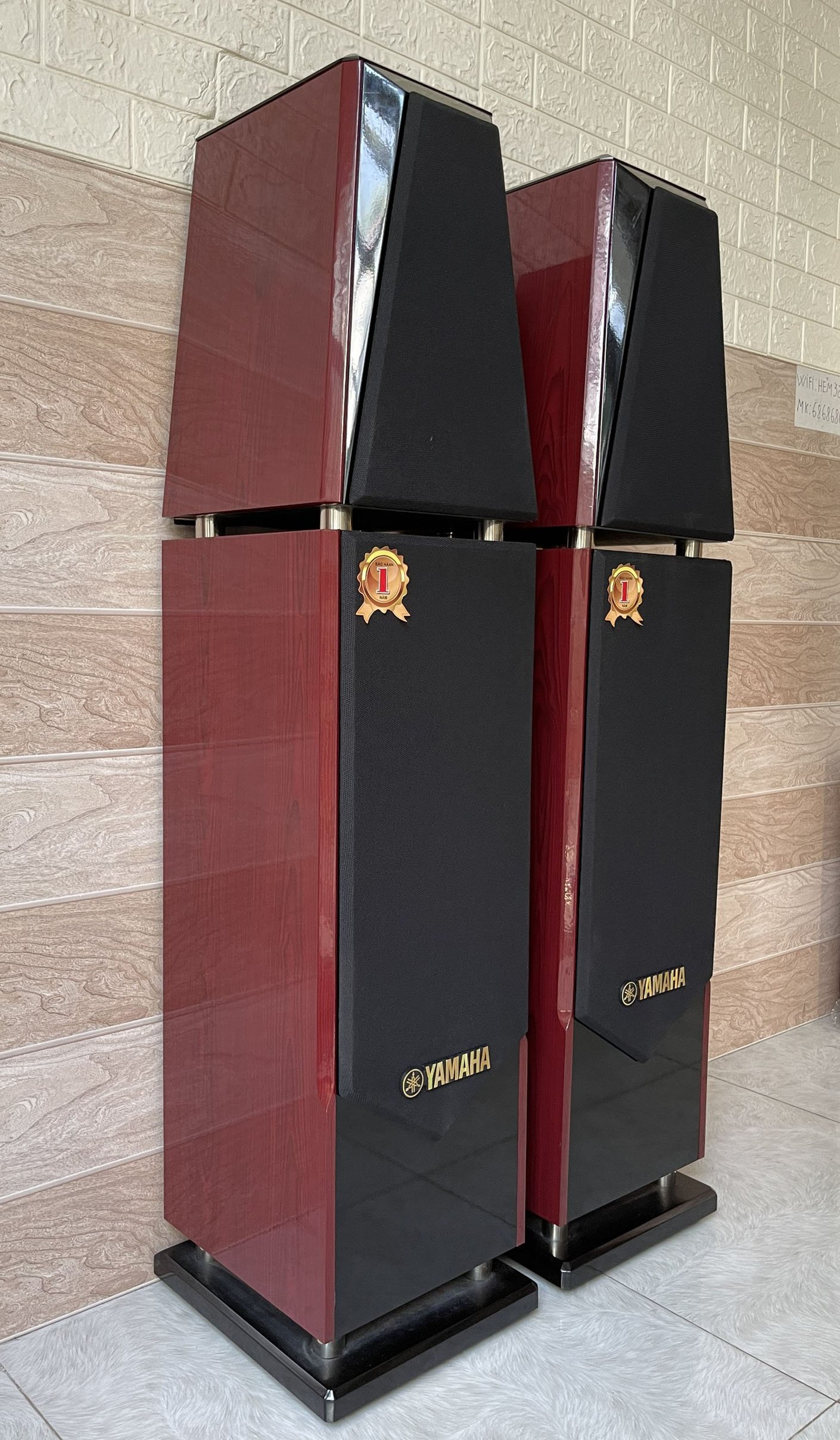 Loa đứng karaoke gia đình Ymaha ( 1 cặp)