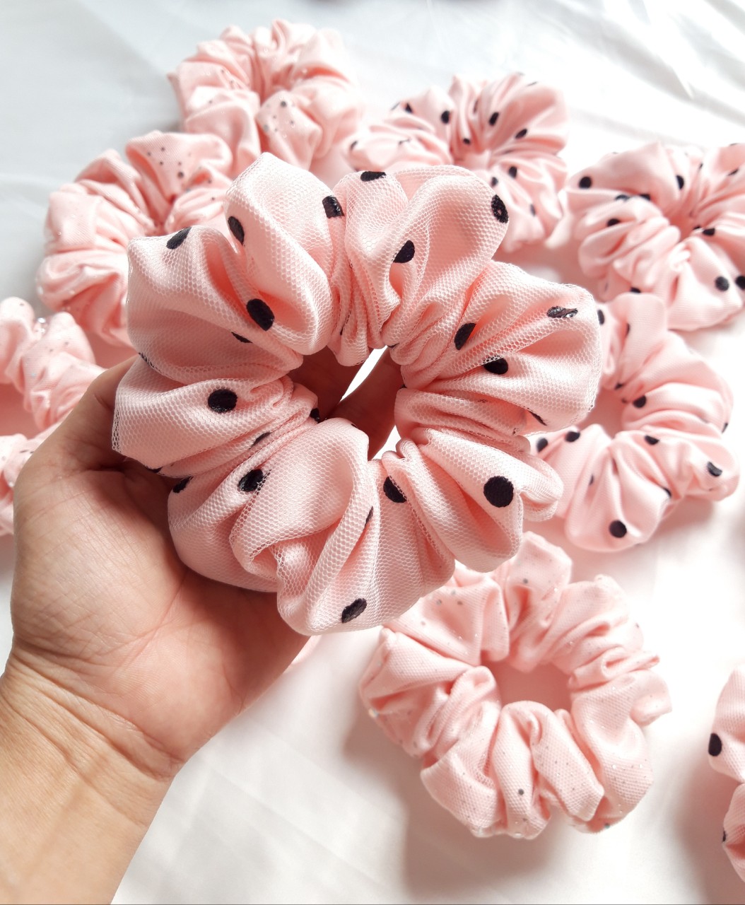 Cột Scrunchies Hồng Đáng yêu( Hình thật).