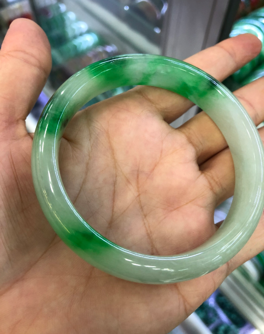 ( BẢN ĐÁ A) Vòng tay bản hẹ đá cẩm thạch trắng cổ ,vòng thời trang tuyệt đẹp,đủ ni tay.