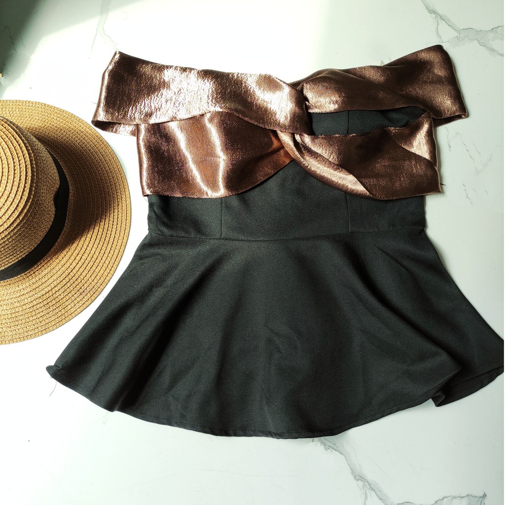 [Ảnh thật] Áo peplum xoắn ngực trễ vai phối phi nâu