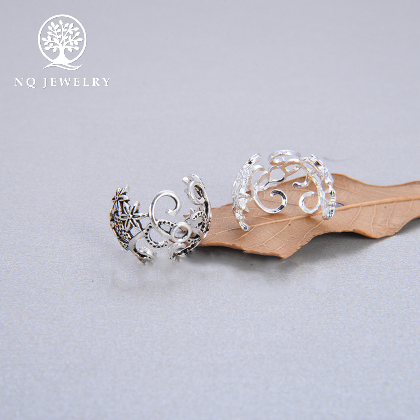 Charm bạc ôm hạt họa tiết hoa văn - NQ Jewelry