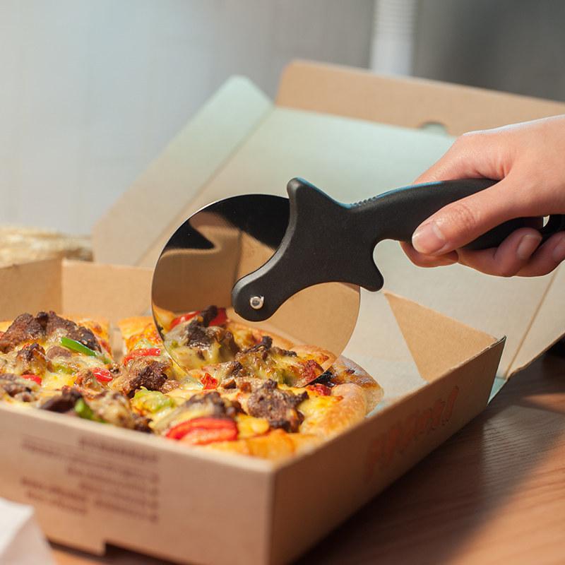 Dao Cắt Pizza Inox Lưỡi Lớn Cán Nhựa