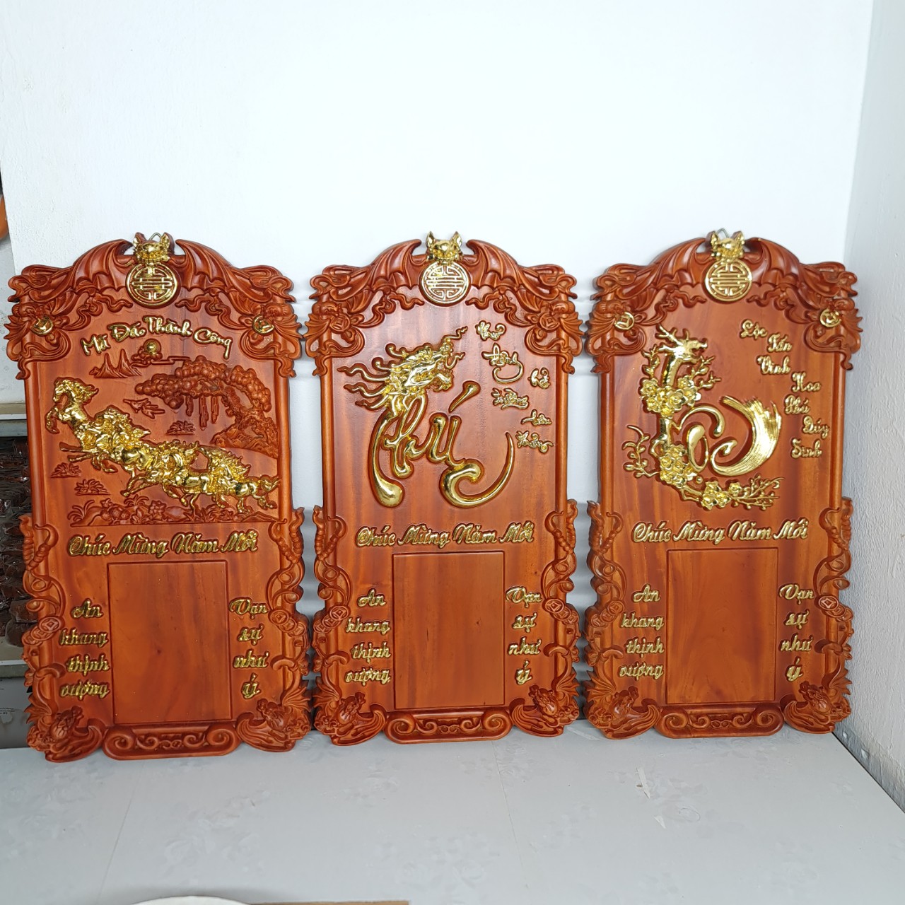 Đốc lịch treo tường Mã Đáo Thành Công 65x35cm