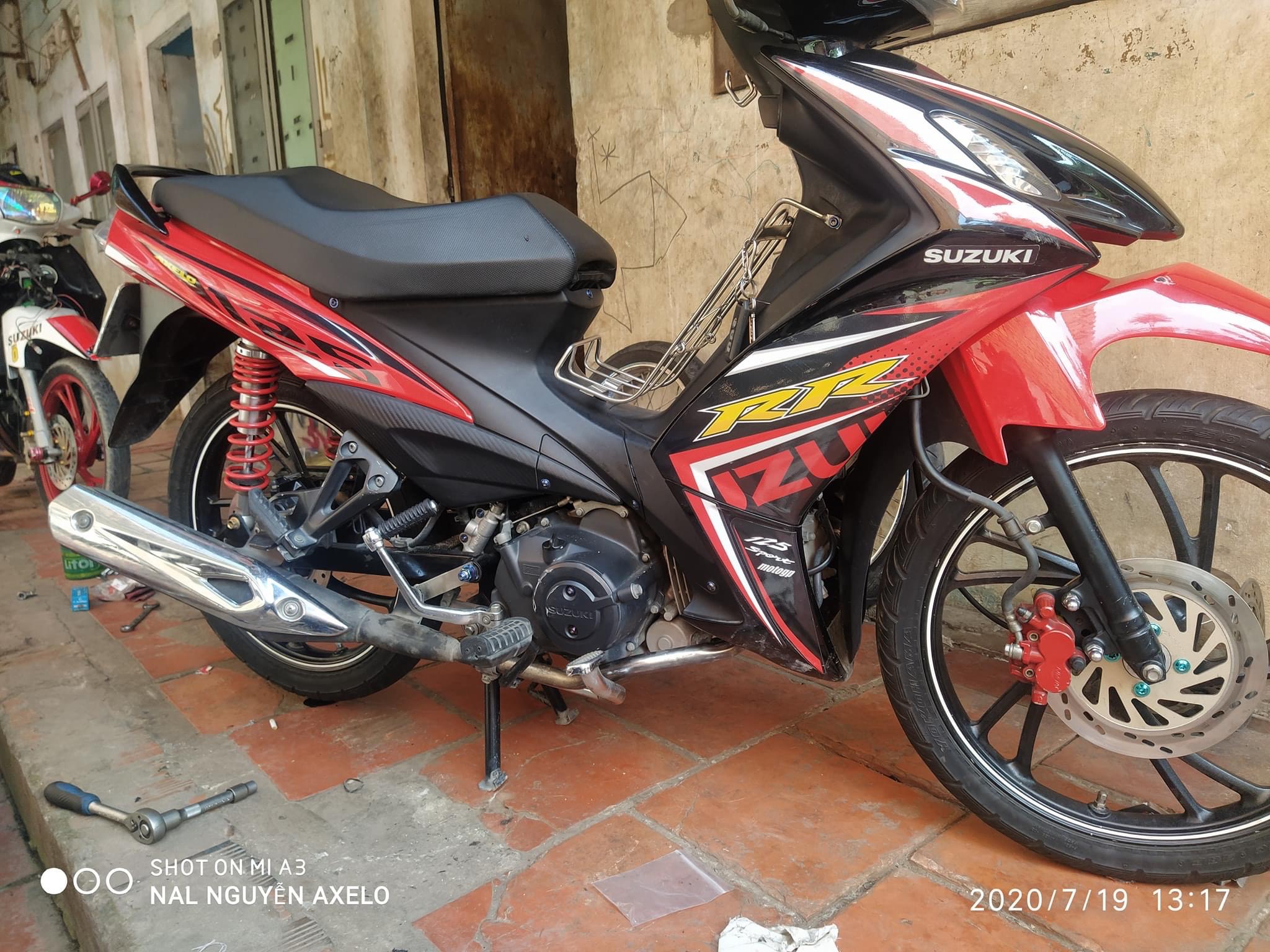 Tem rời suzuki axelo 125 RR đỏ đen