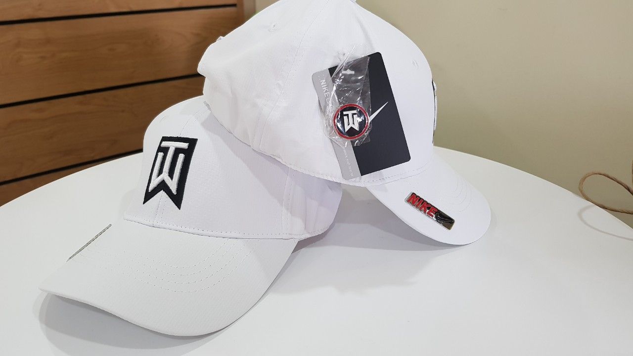Mũ Lưỡi Trai Golf Nike