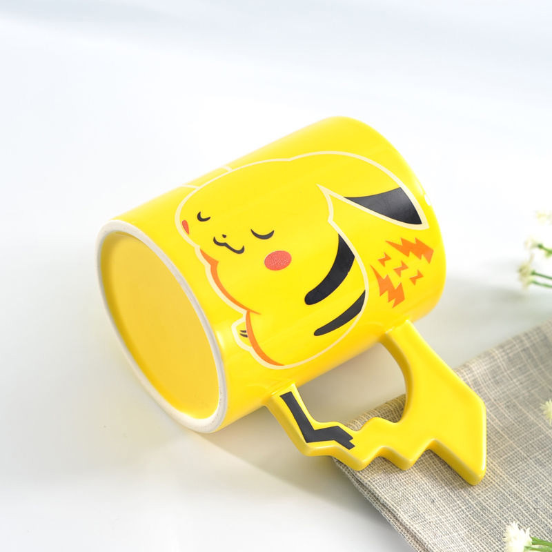 Cốc sứ Pokemon Pikachu ngủ gật 370ml