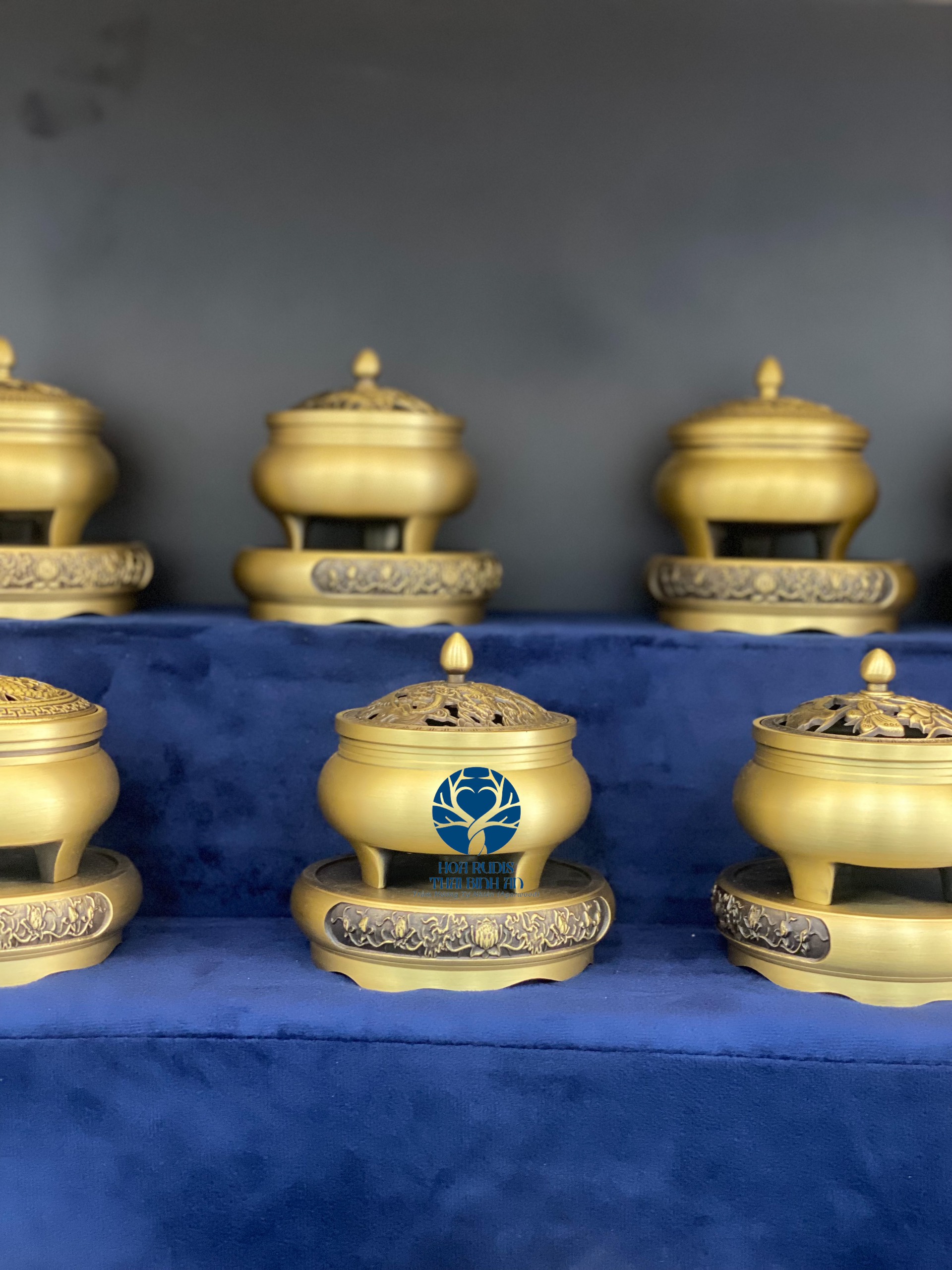Lư Đồng xông trầm