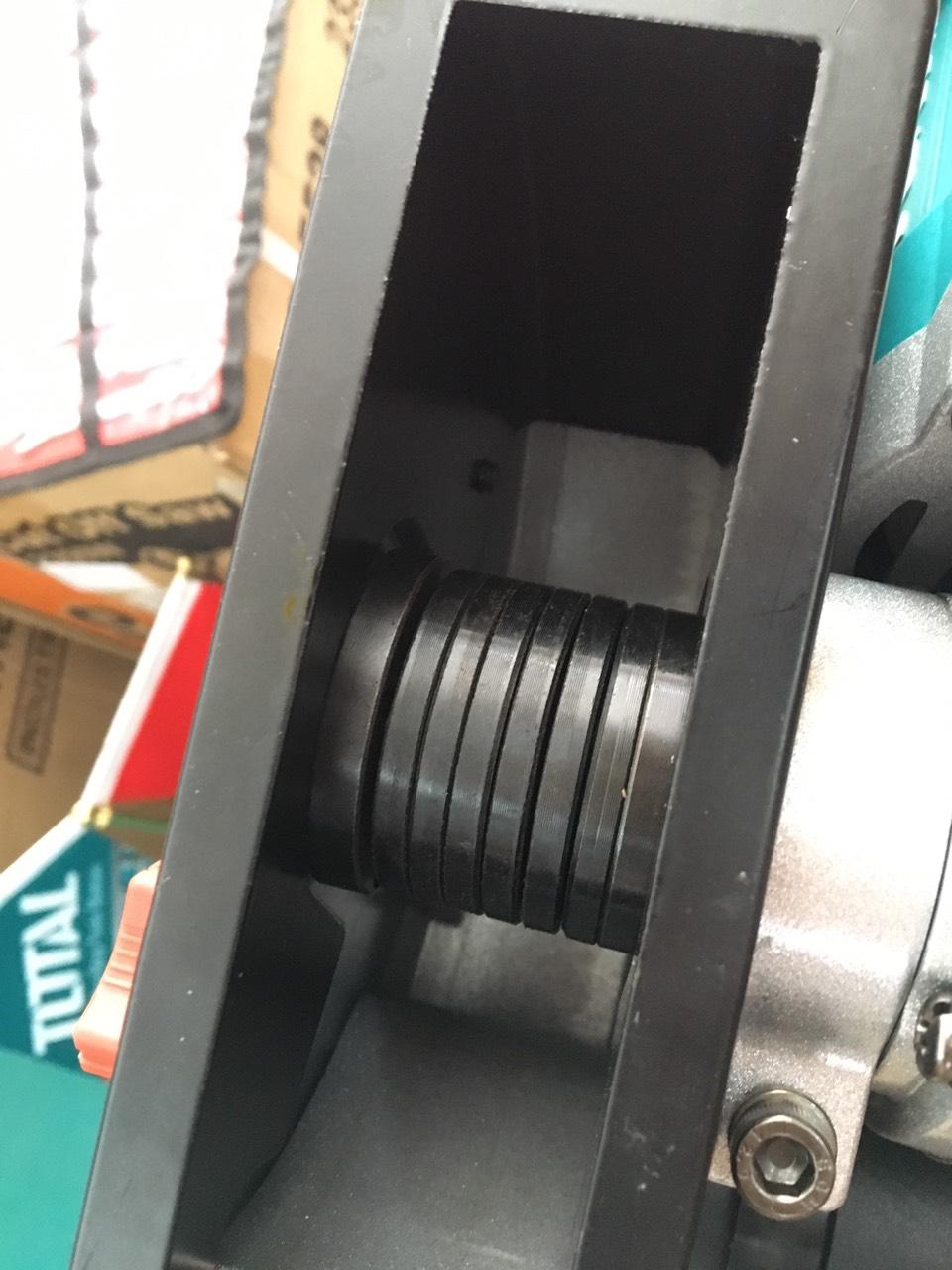 1500W Máy cắt rãnh tường Total TWLC1256