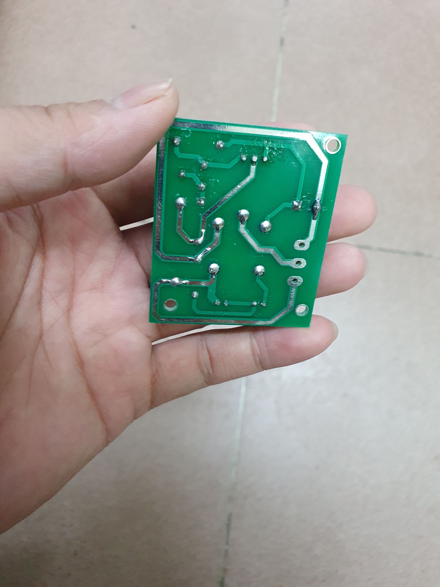 mạch sạc ắc quy 12 vôn