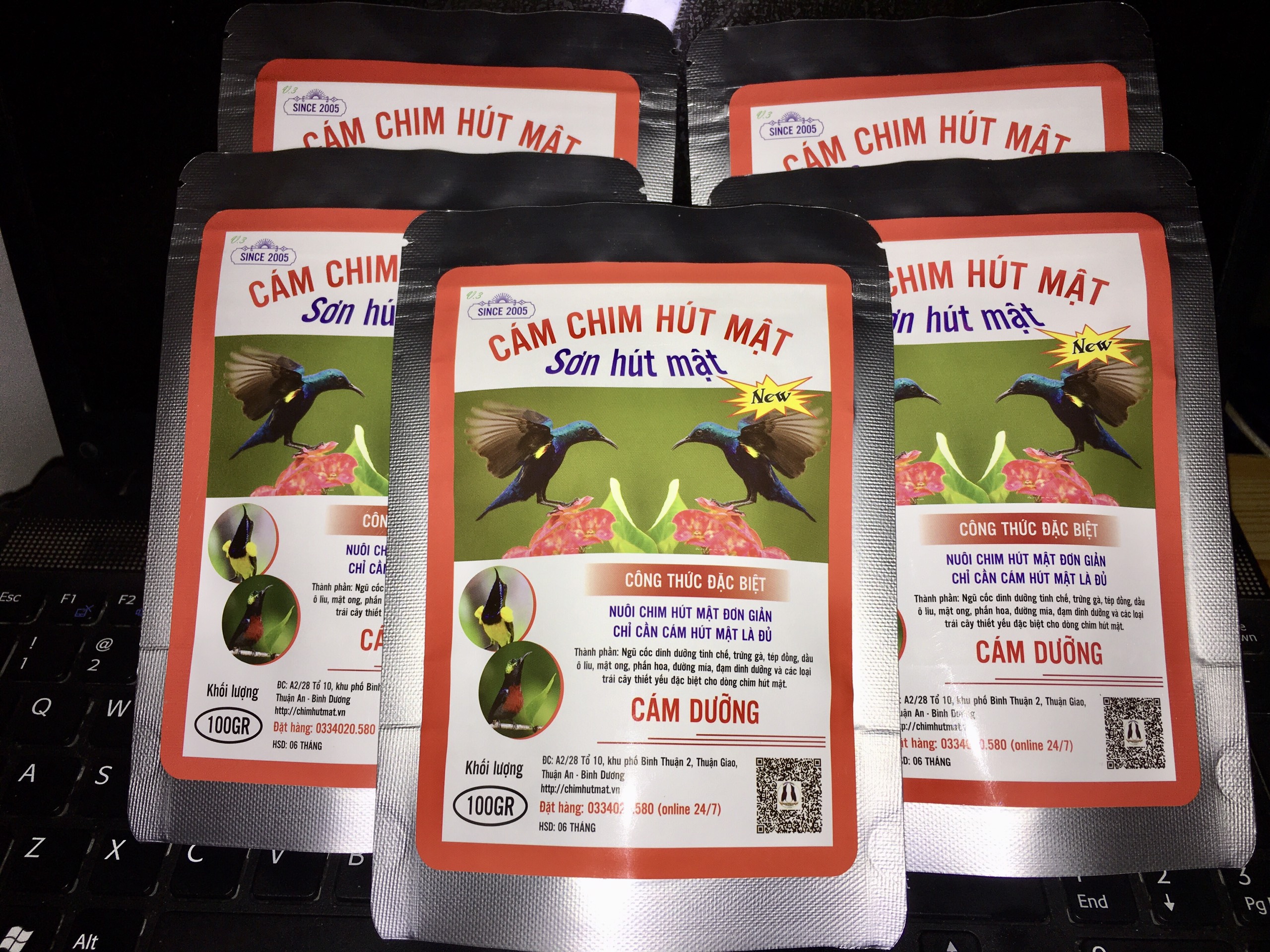 (Combo 3 gói) Cám dưỡng (dạng viên nén) 100gram/gói Sơn Hút Mật